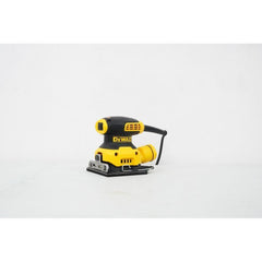 Dewalt DWE6411 Finishing Sander 230W (108x115mm) | Dewalt by KHM Megatools Corp.