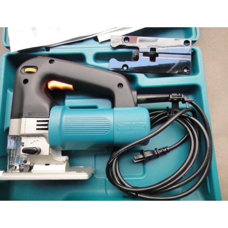 Makita 4304 Jigsaw with Carrying Case 600W Secondary image