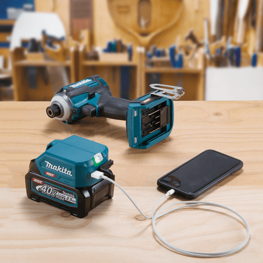 Makita ADP001G USB Adapter for 40V XGT Battery Secondary image