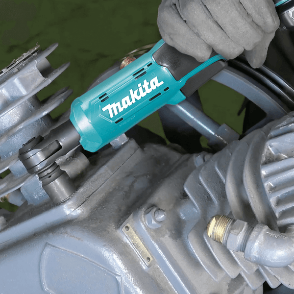 Makita WR100DWYE 12V Cordless Ratchet Wrench (CXT-Series) Secondary image