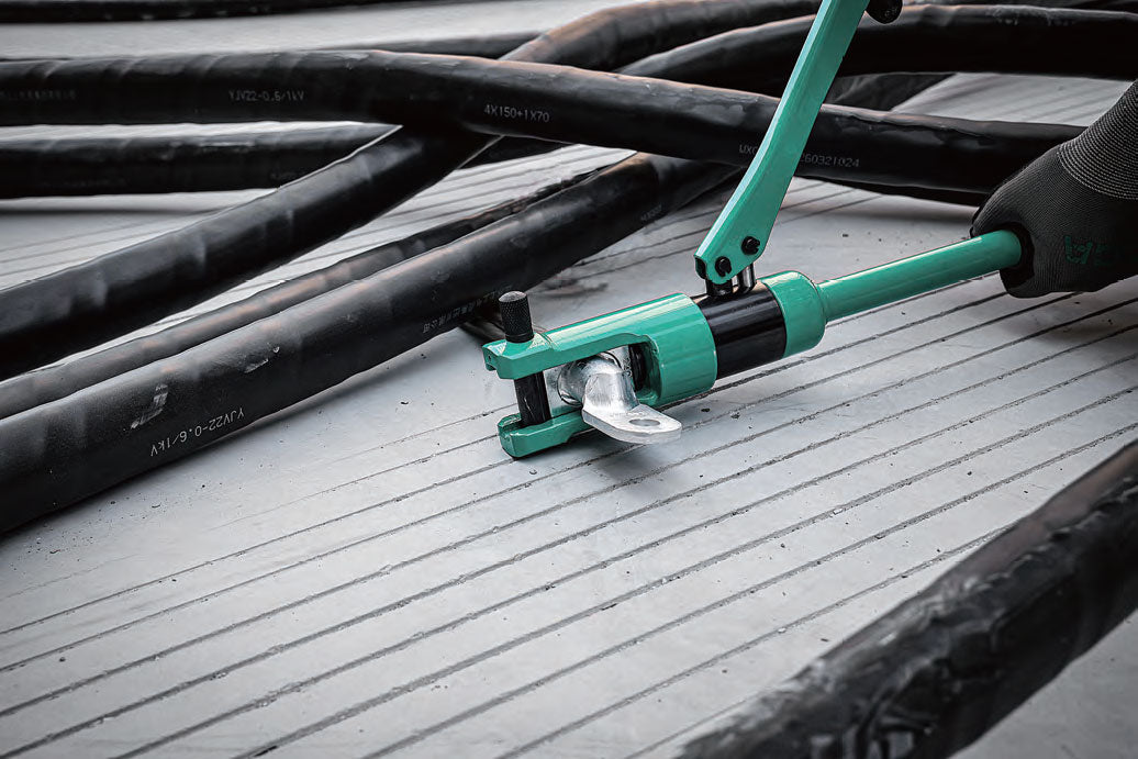 DCA A29C03 Hydraulic Crimping Tool