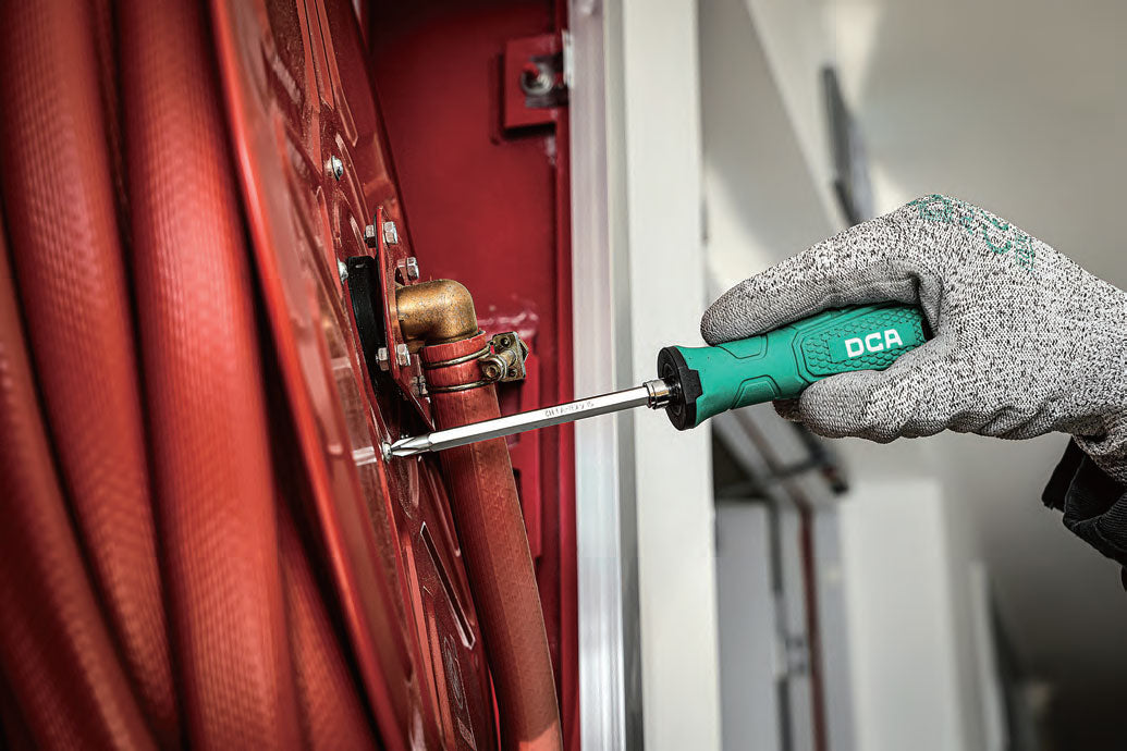 DCA A09A03 2 in 1 Screwdriver Set