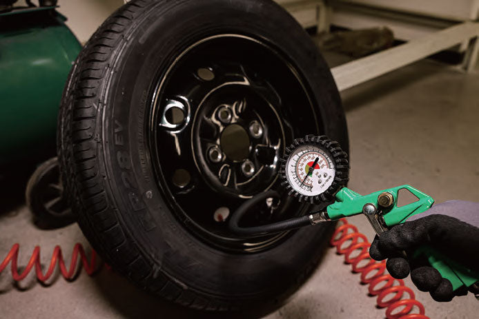 DCA A20A0101 Tire Pressure Gauge
