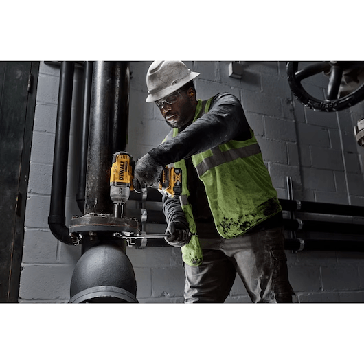Dewalt DCF900N 18V/20V Cordless Impact Wrench 1898N m (Bare) Secondary image