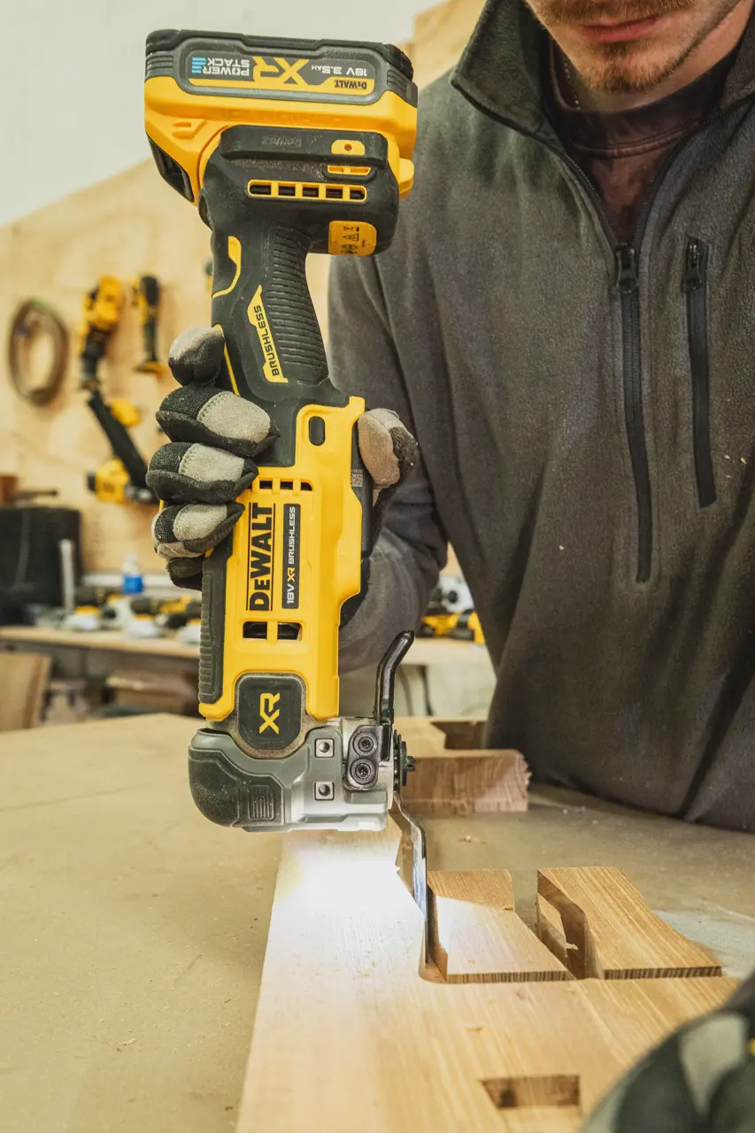 Dewalt DCS359N Cordless Brushless Oscillating Multi-Tool 20V [Bare]