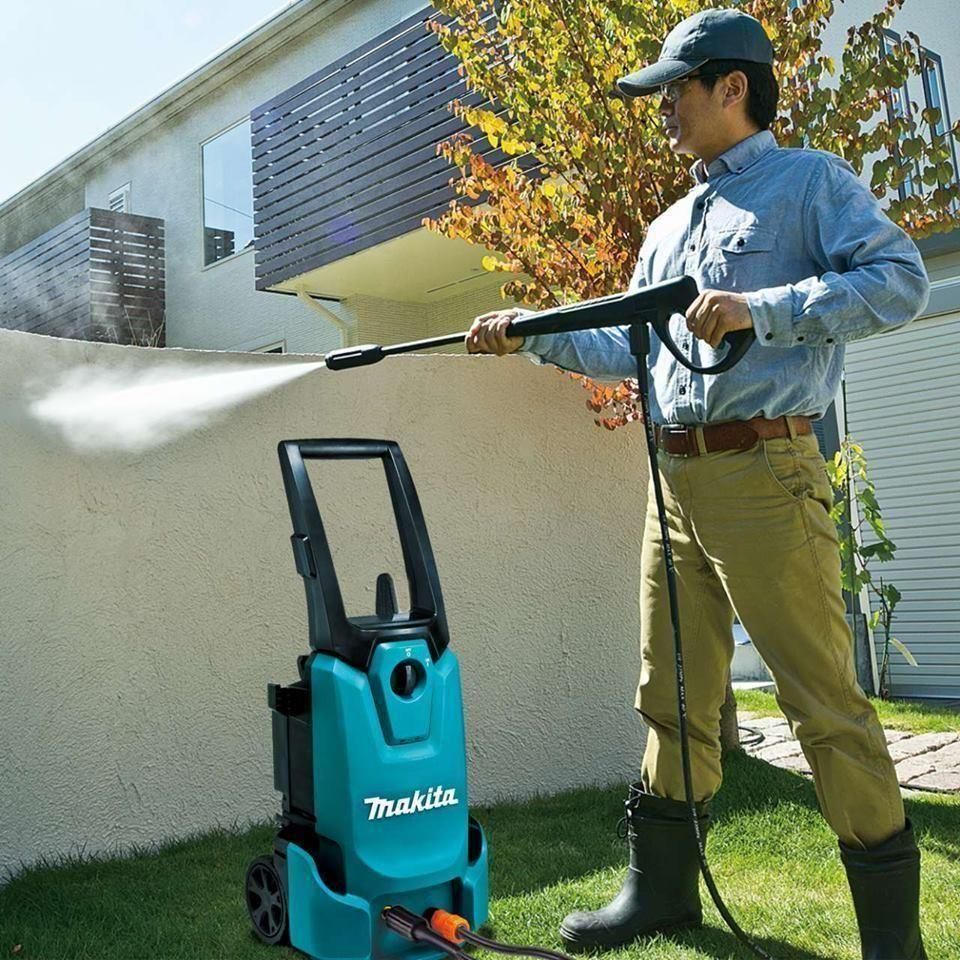 Makita HW1200 High Pressure Washer 1800W 120bar Secondary image
