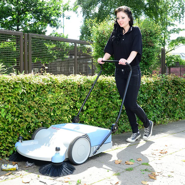 Kranzle K 2+2 Manual Universal Power Sweeper Secondary image