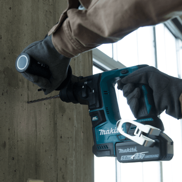 Makita DHR171FJX1 18V Cordless Brushless Rotary Hammer (LXT-Series) Secondary image