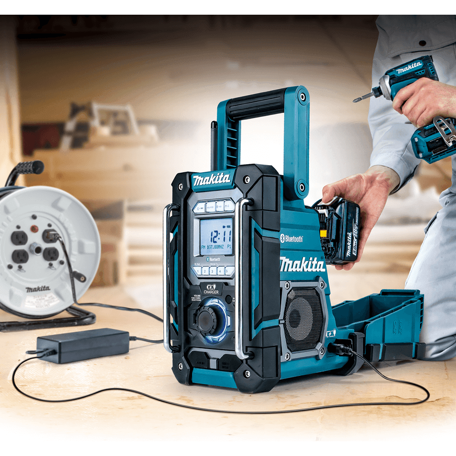 Makita DMR300 12V / 18V Cordless Jobsite Radio (LXT-CXT) [Bare] Secondary image