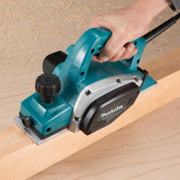 Makita M1902B Wood Planer 82mm (3-1/4 inch) | Makita MT by KHM Megatools Corp.