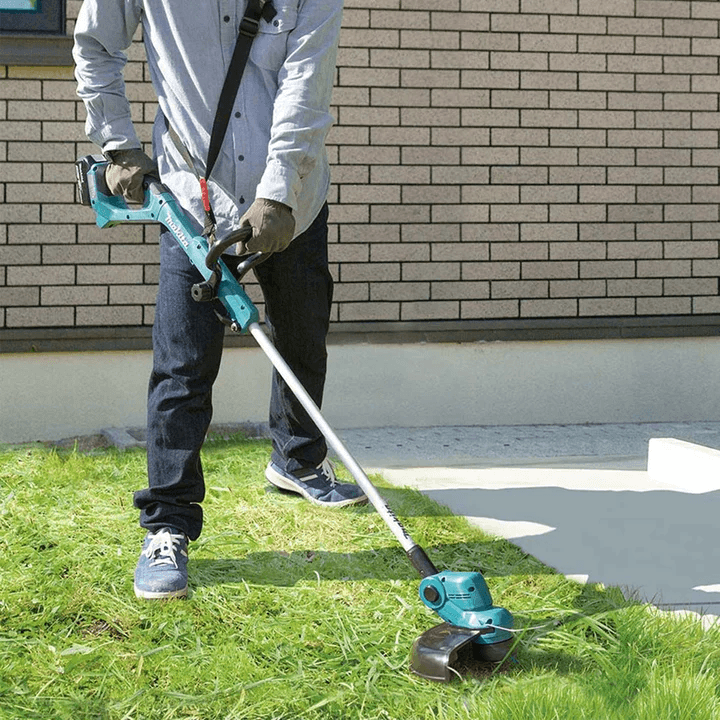 Makita DUR193Z 18V Cordless Grass Trimmer, Loop Handle (LXT) [Bare] Secondary image
