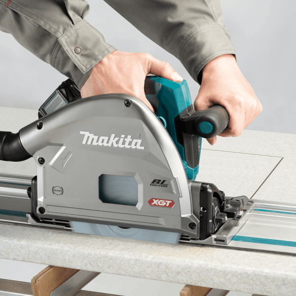 Makita SP001GZ01 40V Cordless Plunge Cut Saw / Circular Saw 6-1/2" (XGT) [Bare] | Makita by KHM Megatools Corp.
