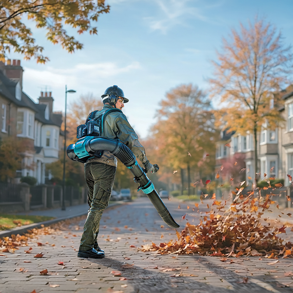 Makita UB004GZ 40V Cordless Backpack Blower (XGT-Series) [Bare]