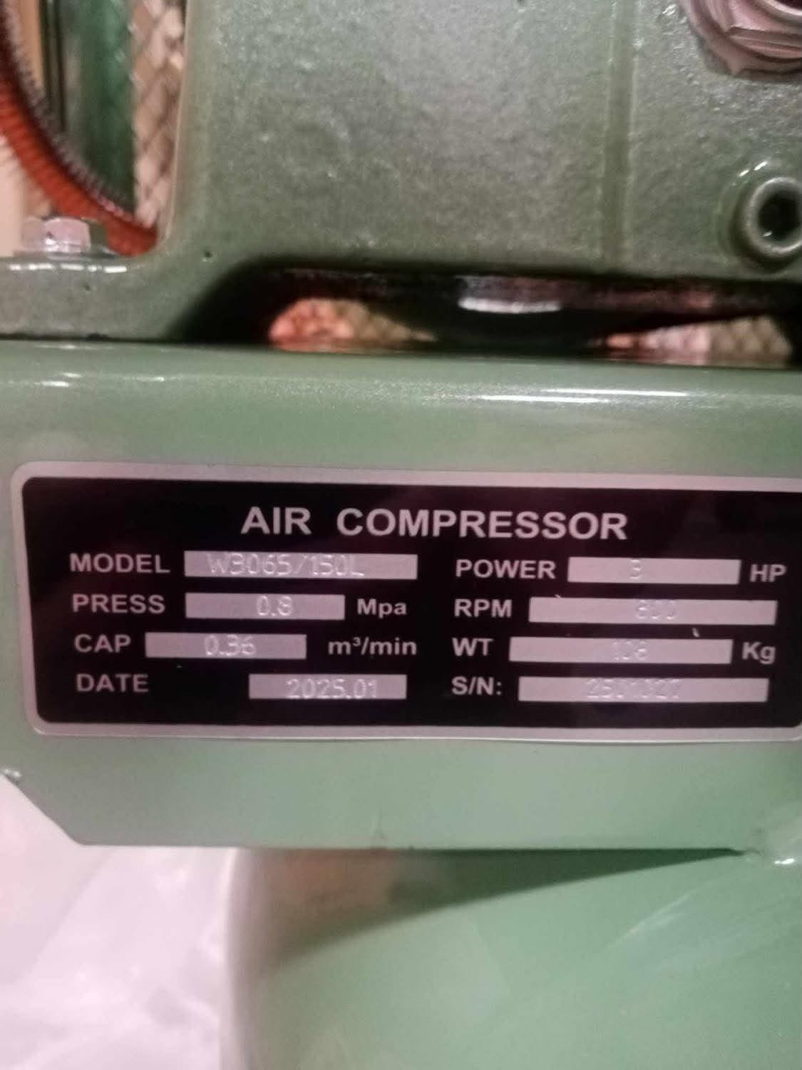 Vespa 3HP Vertical Type Belt Driven Air Compressor 110L