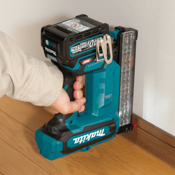 Makita FN001GZ 40V Cordless Brad Nailer (XGT-series) [Bare] Secondary image