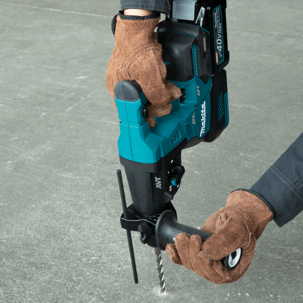 Makita HR001GM201 40V Cordless SDS-plus Rotary Hammer (XGT-Series) Secondary image
