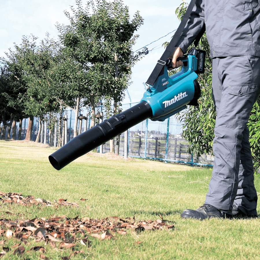 Makita UB001GM201 40V Cordless Leaf Blower 554cfm (XGT) [Bare] Secondary image