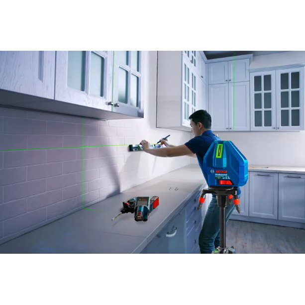 Bosch GLL 50-15 XG Line Laser Level [5x Lines] with Plumb Points (50 meters)