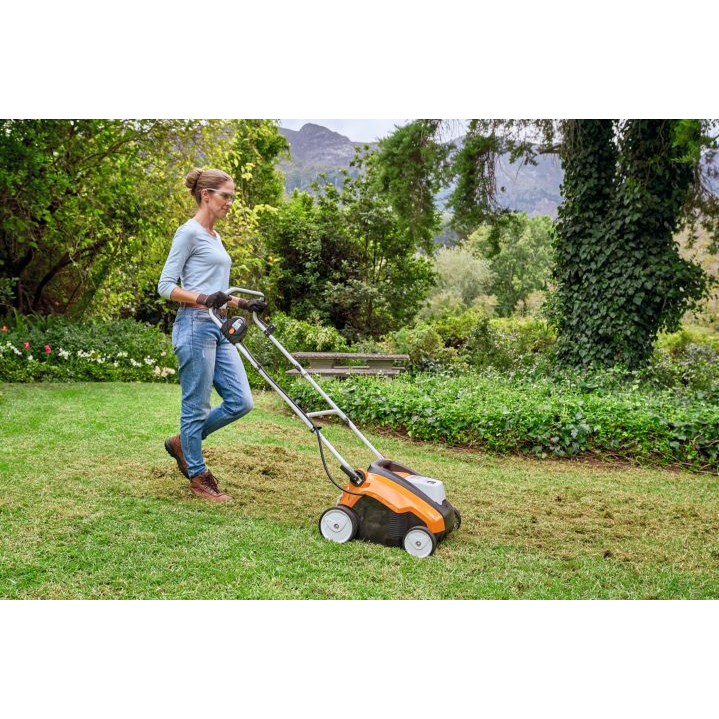 Stihl RLA 240 Cordless Scarifier / Lawn Ventilator 36V [AK] (Bare) Secondary image