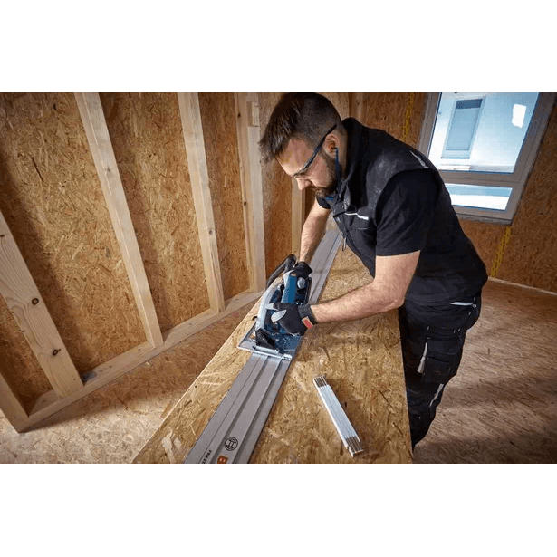 Bosch GKS 18V-68 GC Brushless Cordless Circular Saw 7-1/4" 18V [Bare] Secondary image