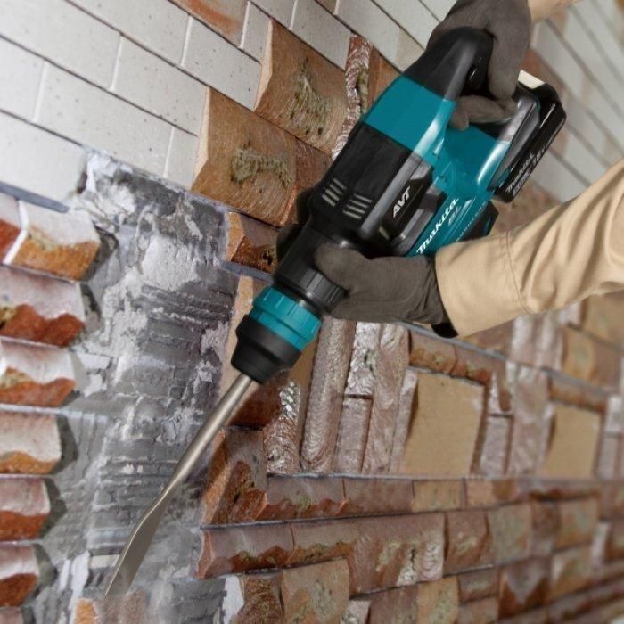 Makita DHK180Z 18V Cordless Power Scraper / Chipping Gun (LXT-Series) [Bare] Secondary image