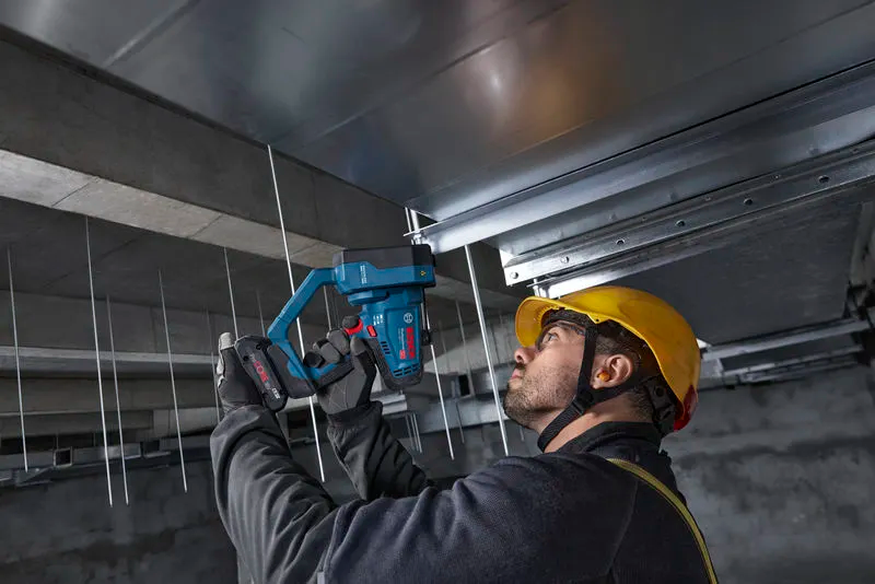 Bosch GGC 18V-12 Cordless Threaded Rod Cutter Secondary image