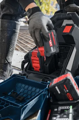 Bosch GPU18V2DI Power Unit for Concrete Vibrator