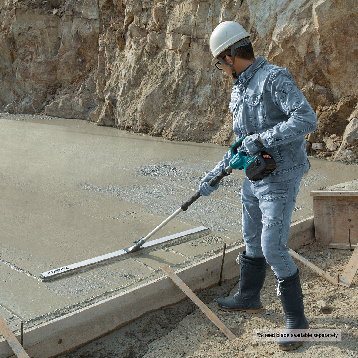 Makita VL001GZ 40V Cordless Screed (XGT-Series) [Bare]